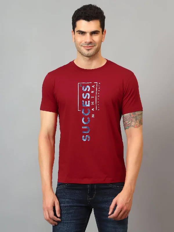 Men’s slim-fit distressed tee-Men's Red  Round neck Half Sleeve T-Shirt with Typographic print