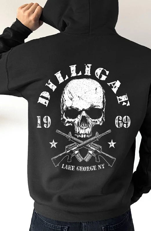 Men’s relaxed heathered hoodie-Skull w/ Guns Pullover Hoodie