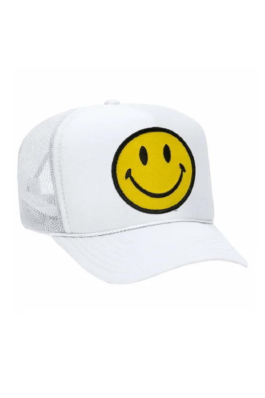 Men’s soft pique shirt-KID'S SMILEY VINTAGE TRUCKER HAT