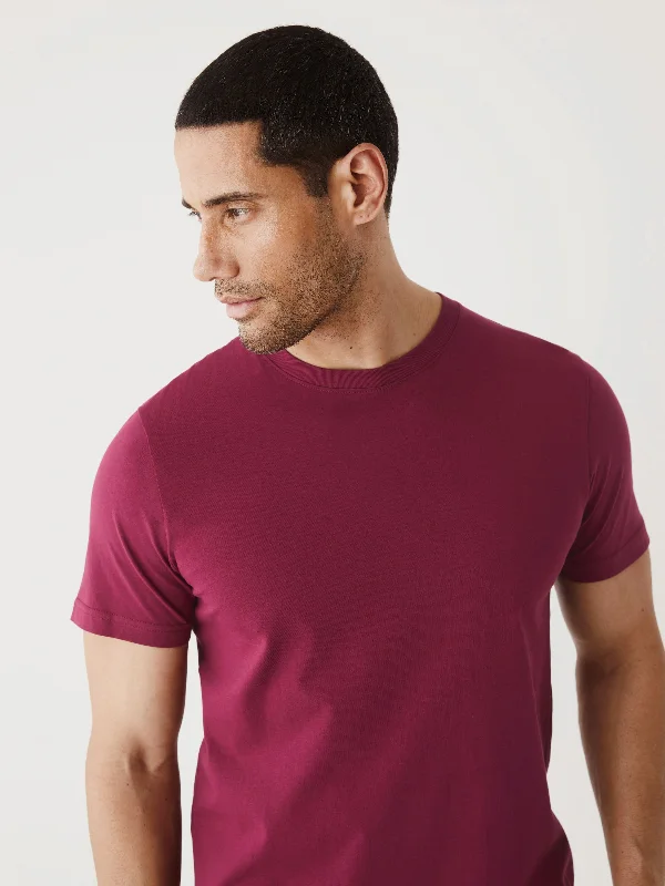 Men’s comfy dri-fit top-The Slim Fit Essential T-Shirt in Cherry