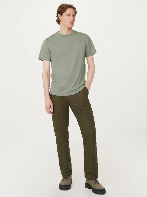 Men’s relaxed dri-fit tee-The Essential Slim T-Shirt in Vetiver Green